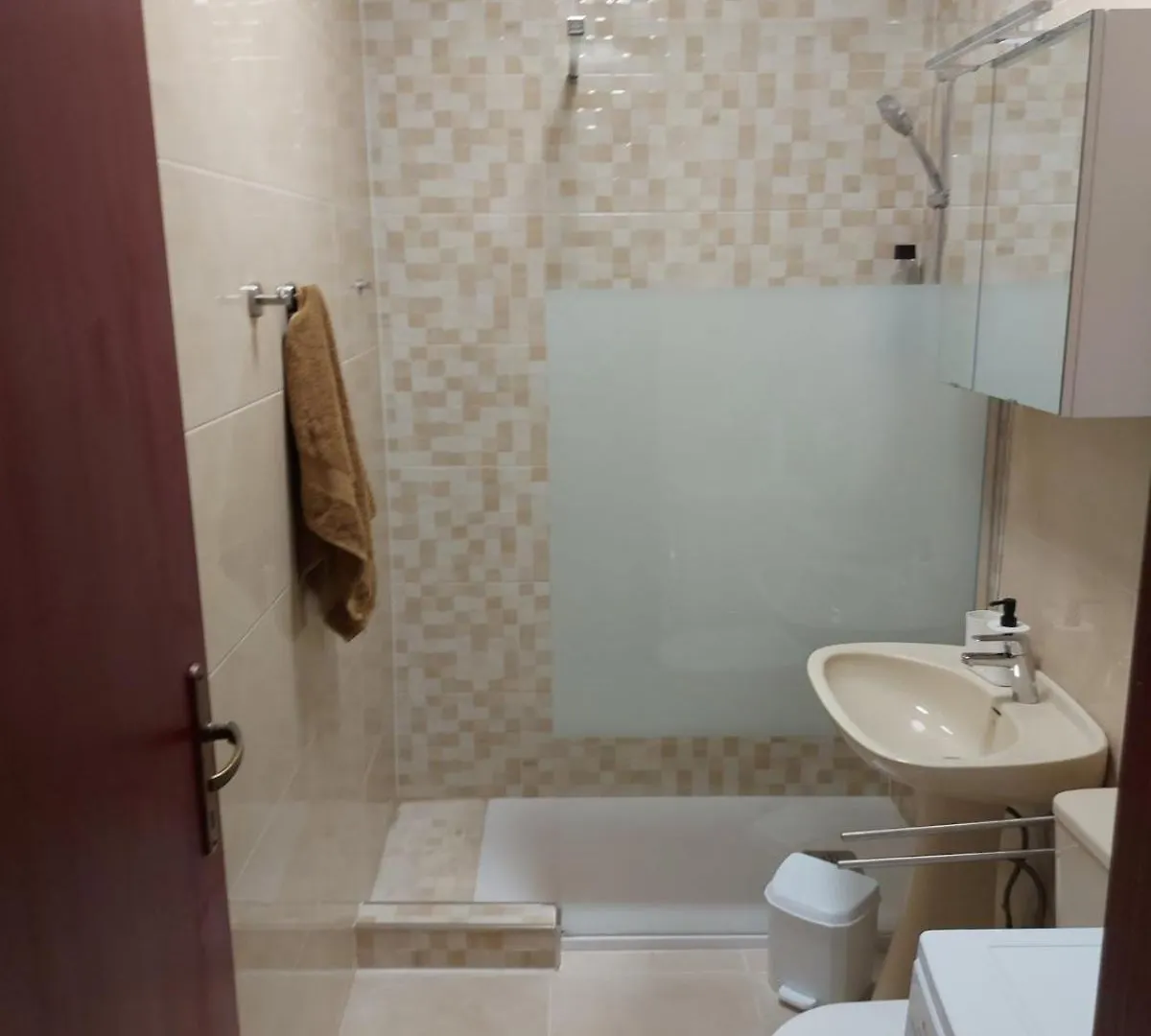 Апартаменты Carolina Apartman Адехе Испания