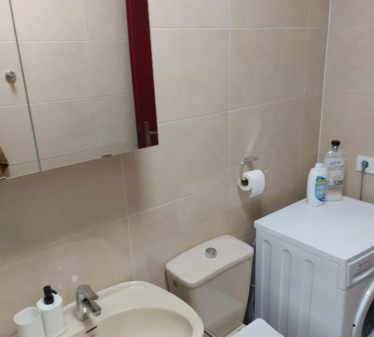 Carolina Apartman Адехе